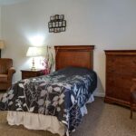 11-hickory-gardens-assisted-living-suite