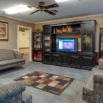 11-tv-lounge-wheatland-russel-