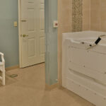 18-Independent-Living-Spa-Bathing