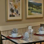 20-Intimate-Dining-at-Grand-Plains-Skilled-Nursing