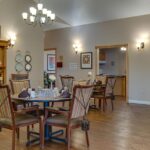 4-washington-memory-care-family-style-dining