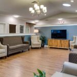 5-memory-care-tv-lounge