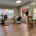 8-ozark-assisted-living-exercise-and-activities